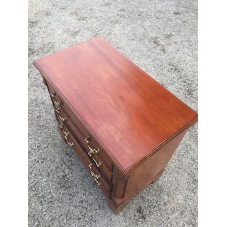 Antike Kommode aus Walnussholz von 1920