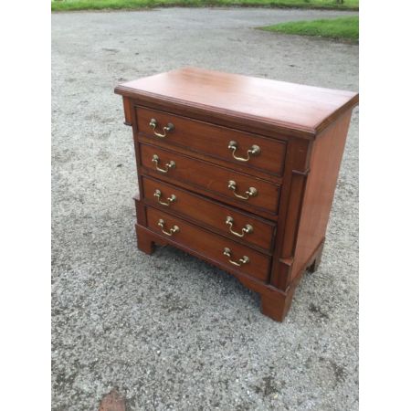 Antike Kommode aus Walnussholz von 1920