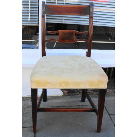 Set mit sechs Stühlen aus Mahagoni