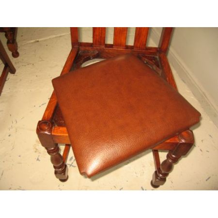 Antikes Set aus sechs Eichen-Esszimmerstühlen