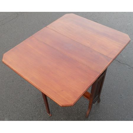 Antiker Mahagoni Drop Leaf Sutherland Couchtisch