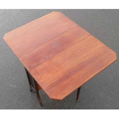 Antiker Mahagoni Drop Leaf Sutherland Couchtisch