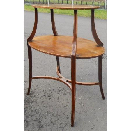 Antiker zweistufiger Mitteltisch aus Mahagoni um 1900