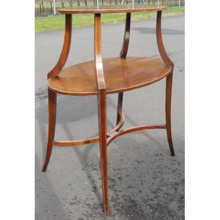 Antiker zweistufiger Mitteltisch aus Mahagoni um 1900