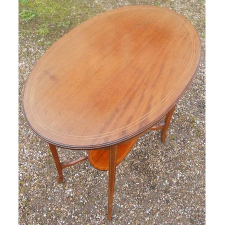 Antiker ovaler Beistelltisch aus Mahagoni um 1900