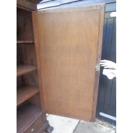 Antiker französischer Kleiderschrank aus Eichenholz