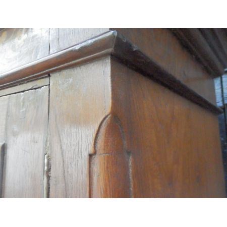 Antiker französischer Kleiderschrank aus Eichenholz