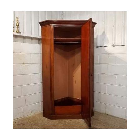 Antiker Eckschrank aus Mahagoni um 1880