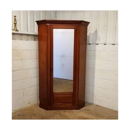 Antiker Eckschrank aus Mahagoni um 1880