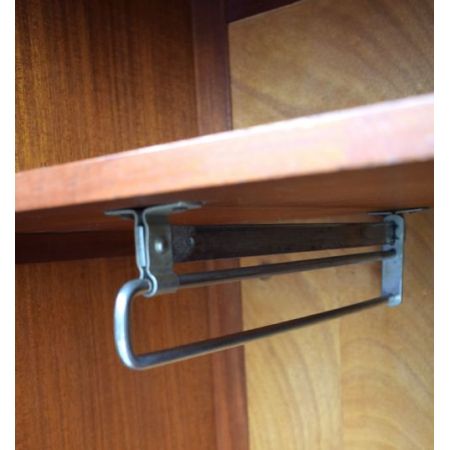 Antiker Art-Deco-Kleiderschrank aus Walnussholz, um 1930