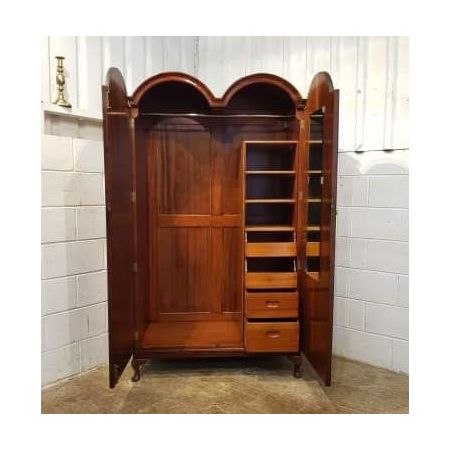 Antike Doppelgaderobe aus Walnussholz um 1920