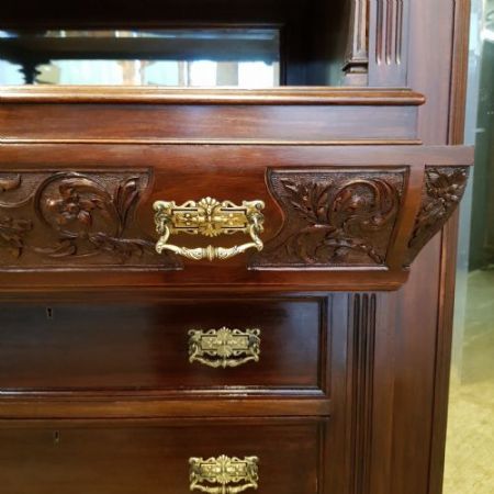 Antiker Breakfront Gaderobe aus Mahagoni