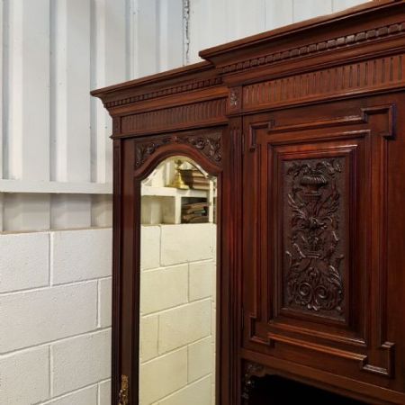 Antiker Breakfront Gaderobe aus Mahagoni