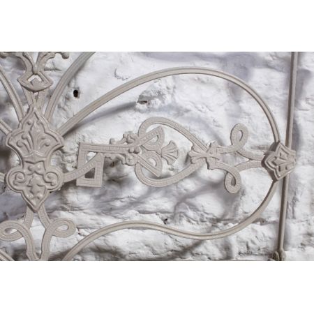 Antikes viktorianisches Einzelbett aus Eisen um 1890