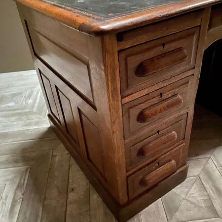 Antiker Schreibtisch aus Eiche Massivholz 1910