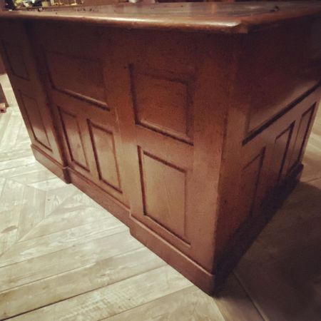 Antiker Schreibtisch aus Eiche Massivholz 1910