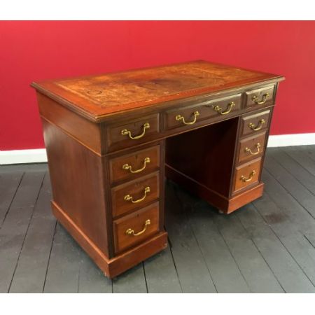 Antiker Schreibtisch aus Mahagoni Massivholz 1905-1910