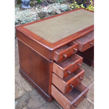 Antiker pedestal desk Schreibtisch aus Mahagoni Massivholz 