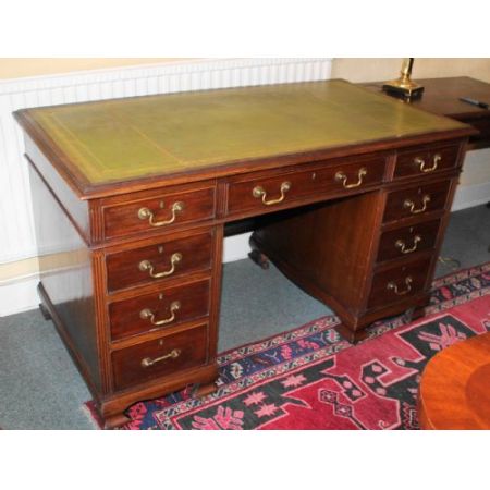 Antiker Mahagoni Sockel Schreibtisch