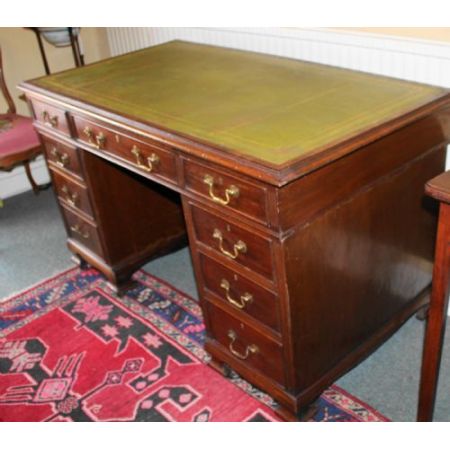 Antiker Mahagoni Sockel Schreibtisch