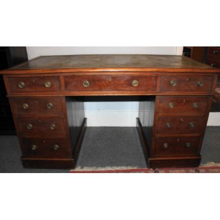 Antiker Mahagoni-Sockelschreibtisch