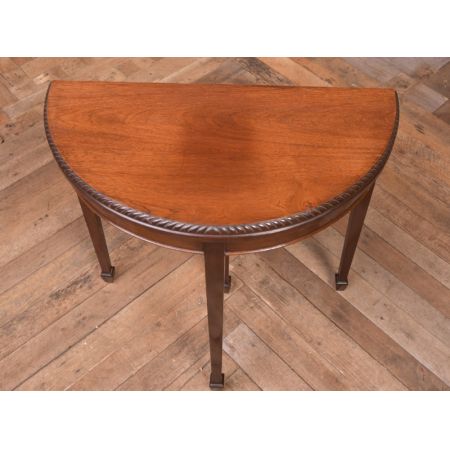 Antiker faltbarer Kartentisch aus Mahagoni 