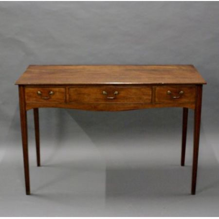 Antiker Beistelltisch aus Mahagoni Massivholz 1790