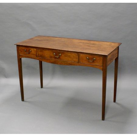 Antiker Beistelltisch aus Mahagoni Massivholz 1790