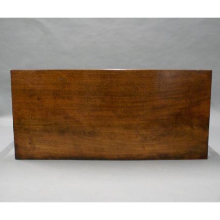 Antiker Beistelltisch aus Mahagoni Massivholz 1790