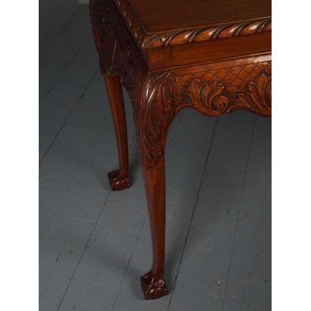 Antiker Beistelltisch aus Mahagoni Massivholz 1890