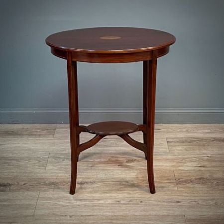 Antiker Beistelltisch aus Mahagoni Massivholz 20. Jahrhundert