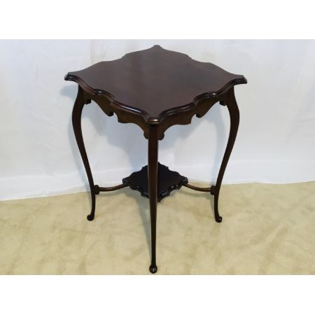 Antiker Lampentisch aus Walnussholz