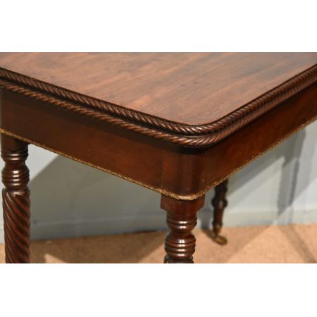 Antiker regency Tee-Tisch/Beistelltisch aus Mahagoni Massivholz 1815