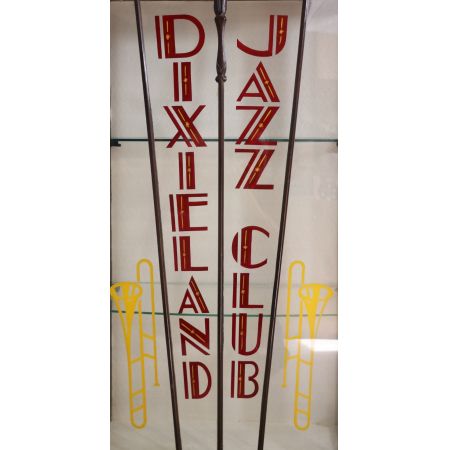 Vintage Dixieland Jazz Club Vitrine mit Bogenfront 
