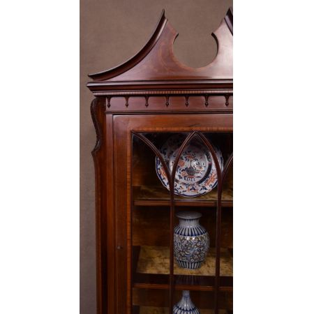Antike Inlaid sheridan revival  Vitrine aus Mahagoni