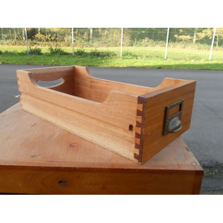 Antikes Paar Satin / Walnuss Kommoden mit  kleinen Schubladen