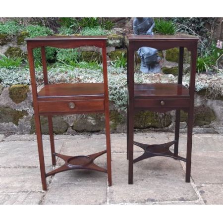 Antikes Paar Mahagoni Nachttische von 1800 
