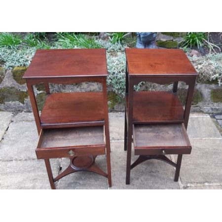 Antikes Paar Mahagoni Nachttische von 1800 