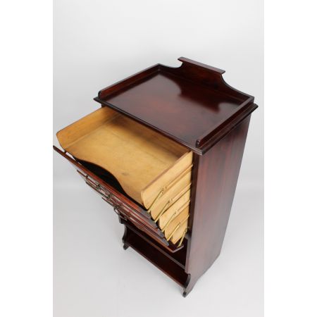 Große antike Musikschrank mit Schubladen