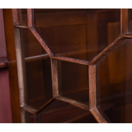 Antiker Eckschrank aus Mahagoni 