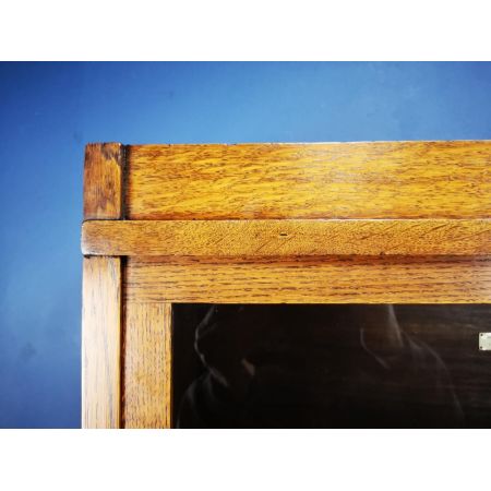 Antiker Globe Wernicke Bücherschrank aus Eichenholz Massivholz ungewöhnliche Version 1910