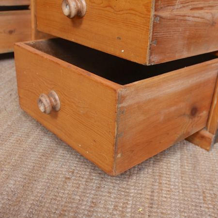 Antike Kommode aus Kiefernholz Massivholz 1880