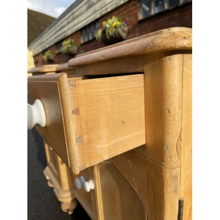 Antikes Sideboard aus Kiefernholz Massivholz 1850