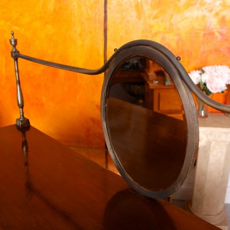 Antikes geschnitztes Mahagoni-Sideboard 