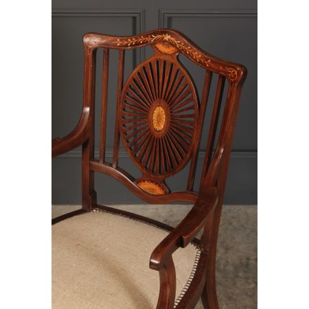 Antiker eingelegter Mahagonisessel