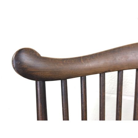 Atiker Windsor Sessel mit Rückenlehne und Rohrsitz