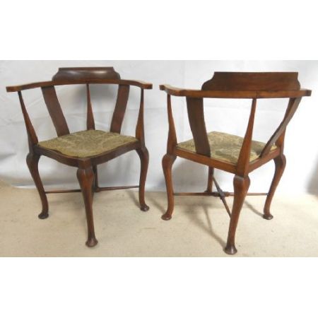 Antikes Paar Mahagoni-Eckstühle