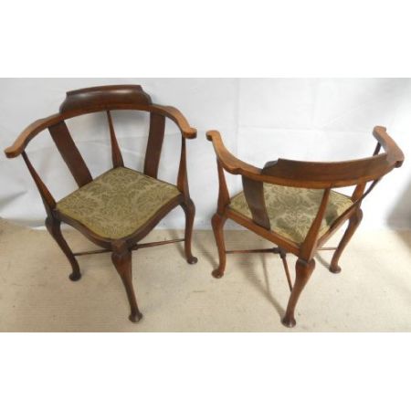 Antikes Paar Mahagoni-Eckstühle