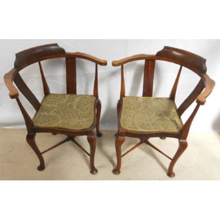 Antikes Paar Mahagoni-Eckstühle