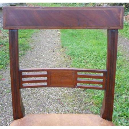 Antikes Set mit zehn Mahagoni-Esszimmerstühlen